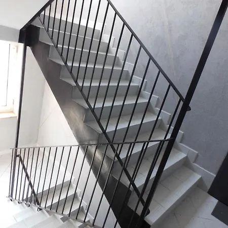 Apartly - 8, Mickiewicza 34 *